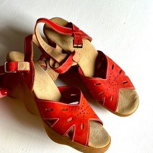 Deadstock platform wedge sandals, sz6-7